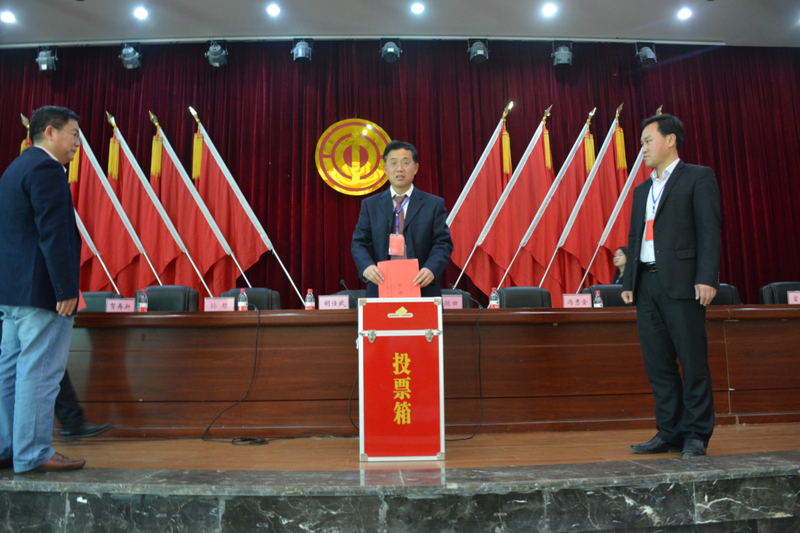 1522590316765008475.jpg 投票.jpg