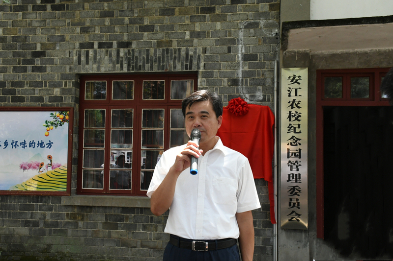 1690252740208004533.jpg 37b64cfab970c97ad5b22c751d9318f.jpg